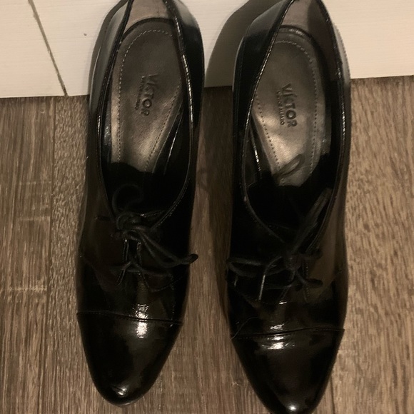 COPY - Victor Alfaro , Black Patent Lace Up Dress Shoes, Size 7, Good Condition - Picture 6 of 16